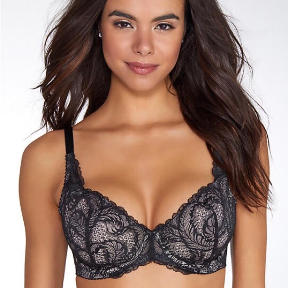 NWT 32D Paramour Bra + Bonus S Fantasie Panty